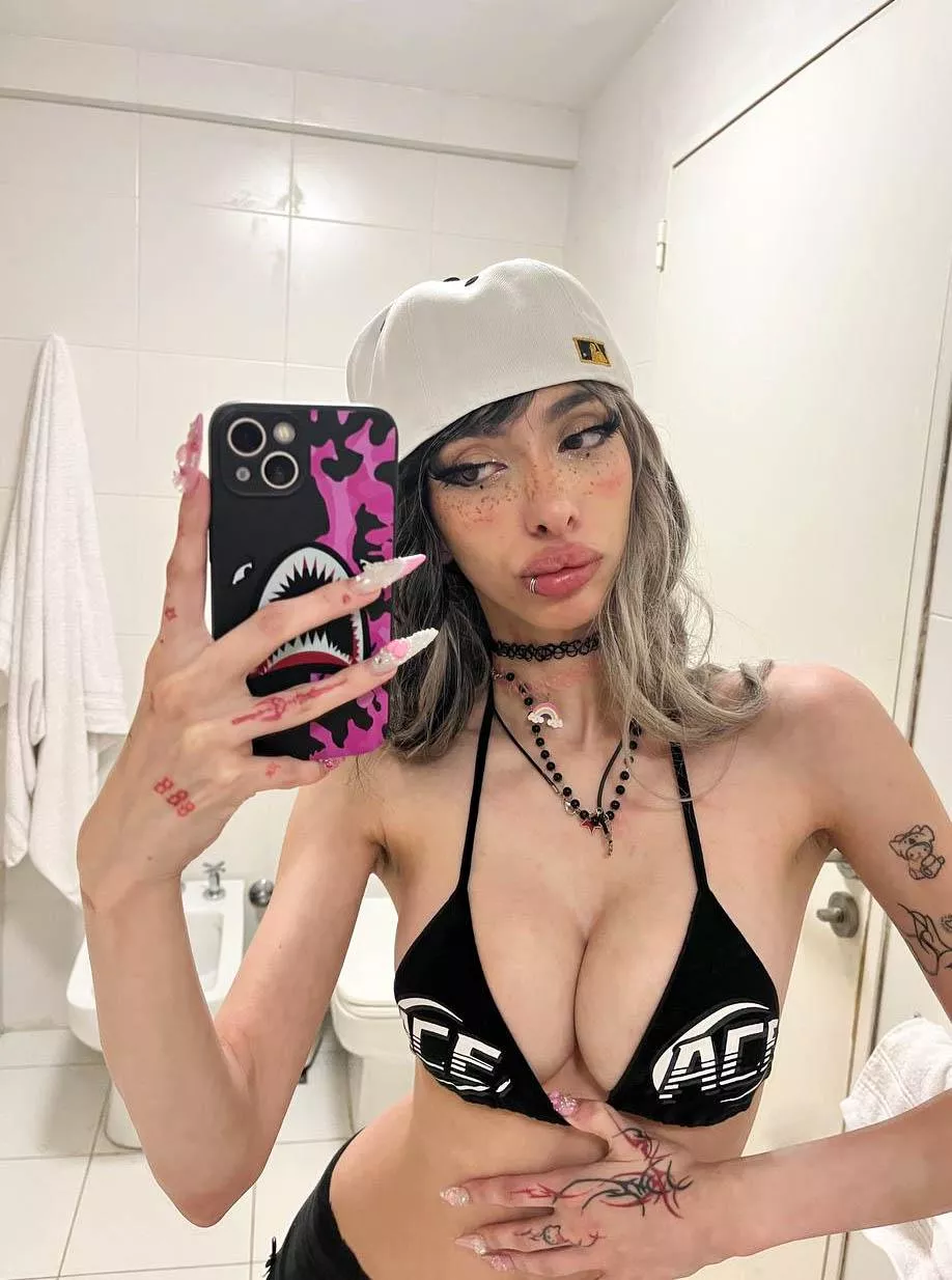 What’s your favorite way for me to make you moan?