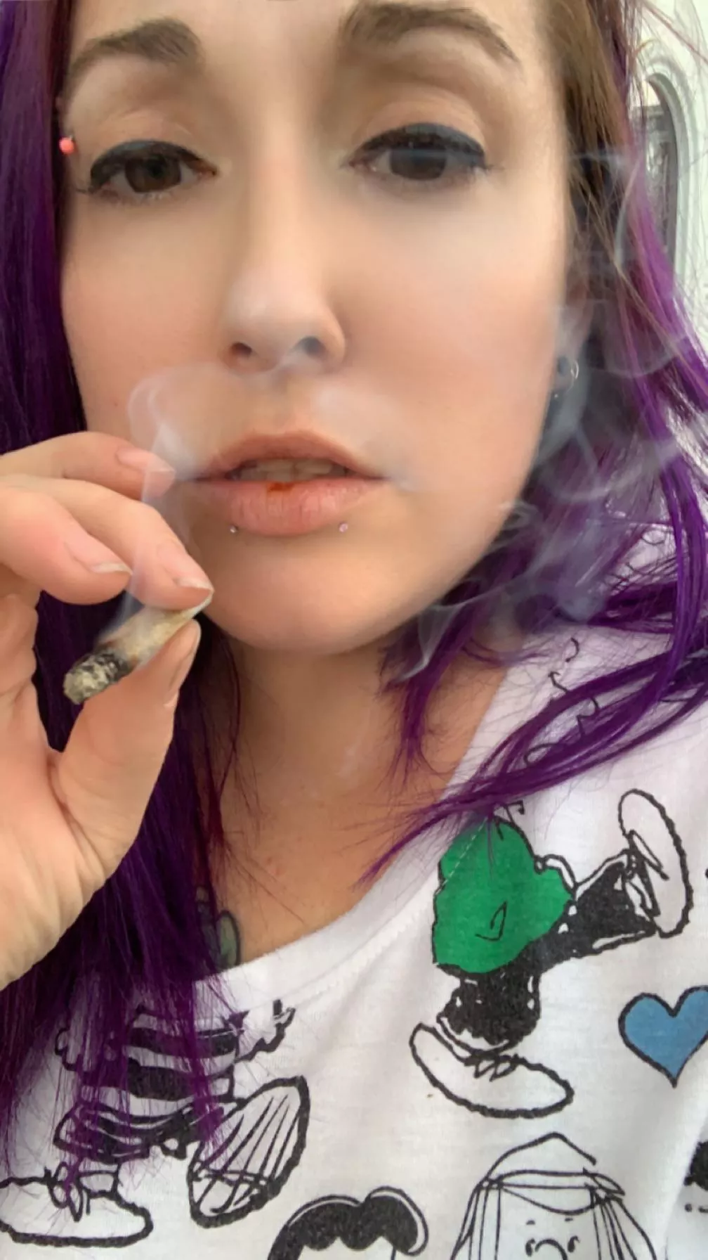 When I’m high my beauty standards are also 😅