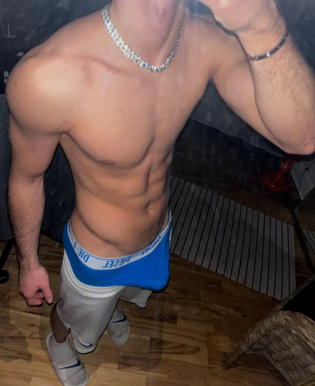 Who is willing to help me?