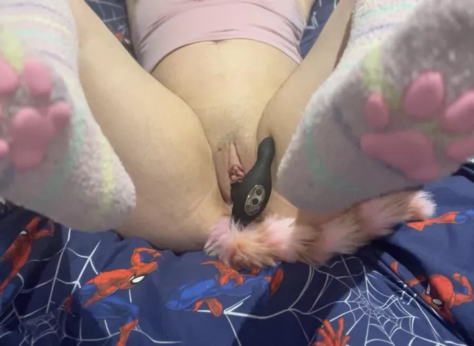 Who wants to fuck a puppy boy?