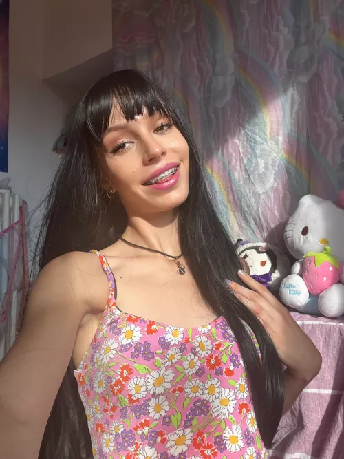 wide smlie to see my braced teeth perfectly