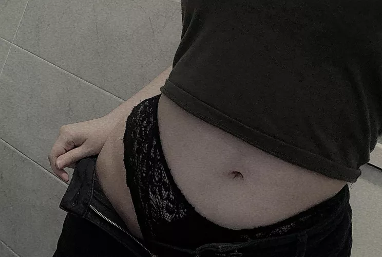 Work could be fun, don't you think? 🖤🖤