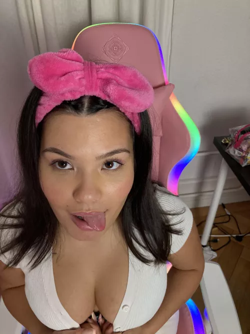 Would u breed me all night long👼🩵