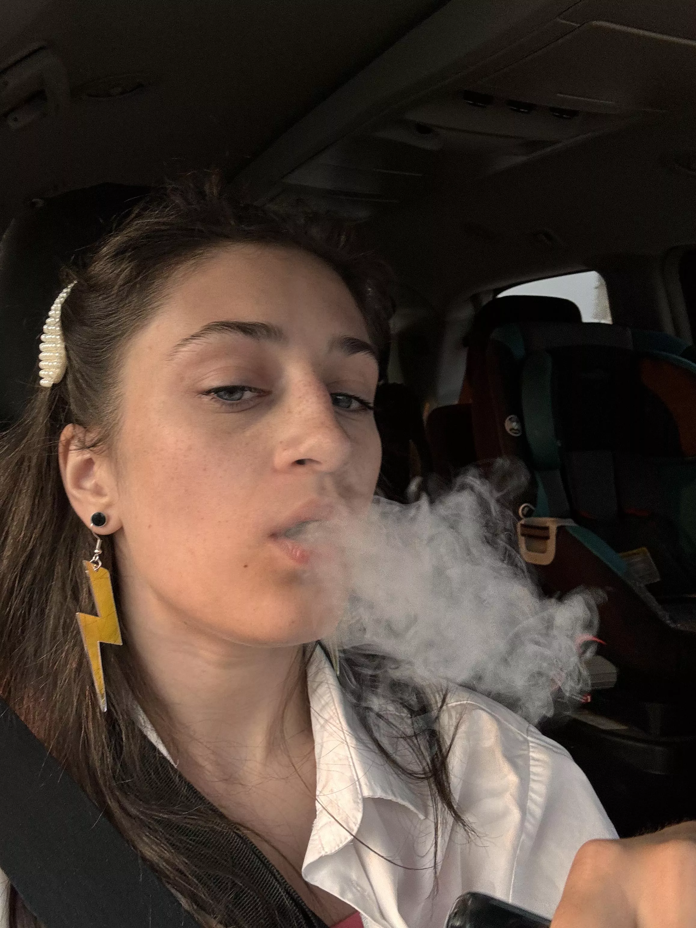 Would you fuck me while I smoke?