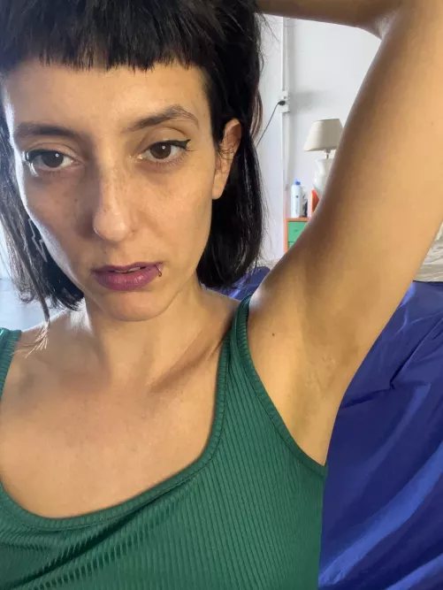 Would you pass your tongue to my armpits?