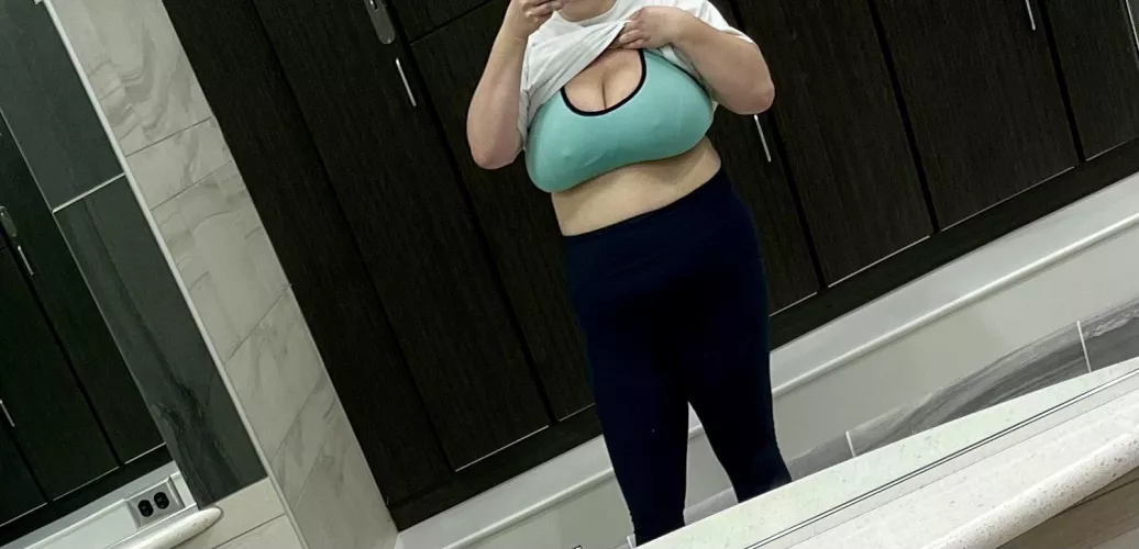 you see me at the gym—tell me what your move is