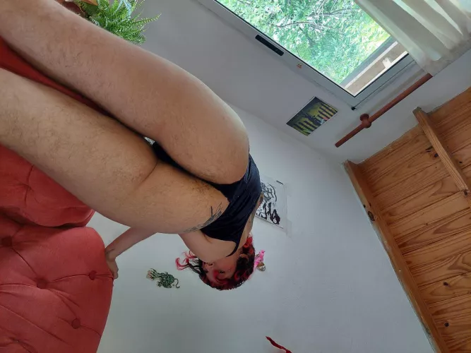 you should smell my hairy ass [p]	