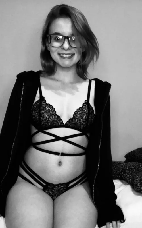 You're cute when you're trying not to relapse 