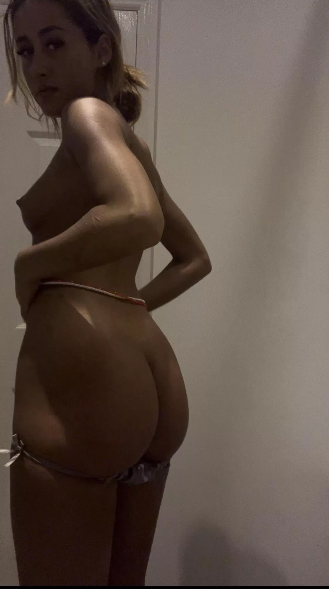 20 and ready to get smashed 