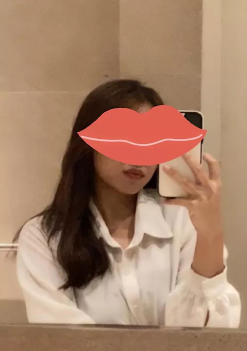 22 [F4F/Bi] Craving for Gen Z. curious shorty, young adult. 🫦