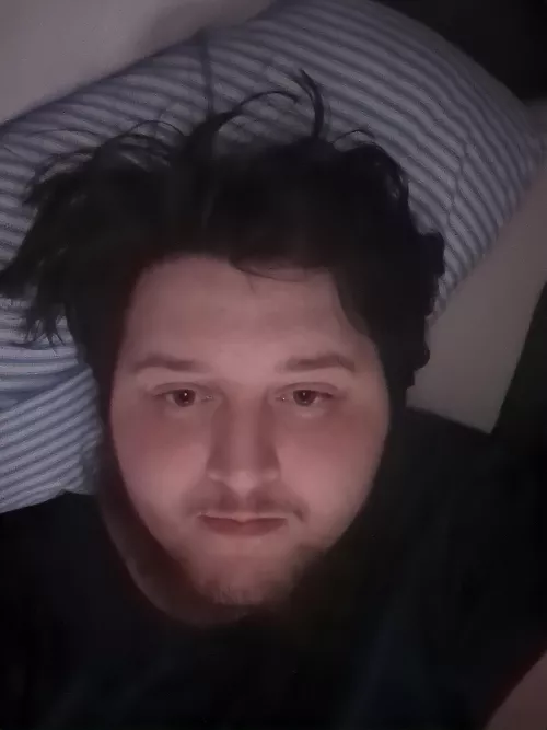 23 m4f looking for some company for tonight to hang out with 