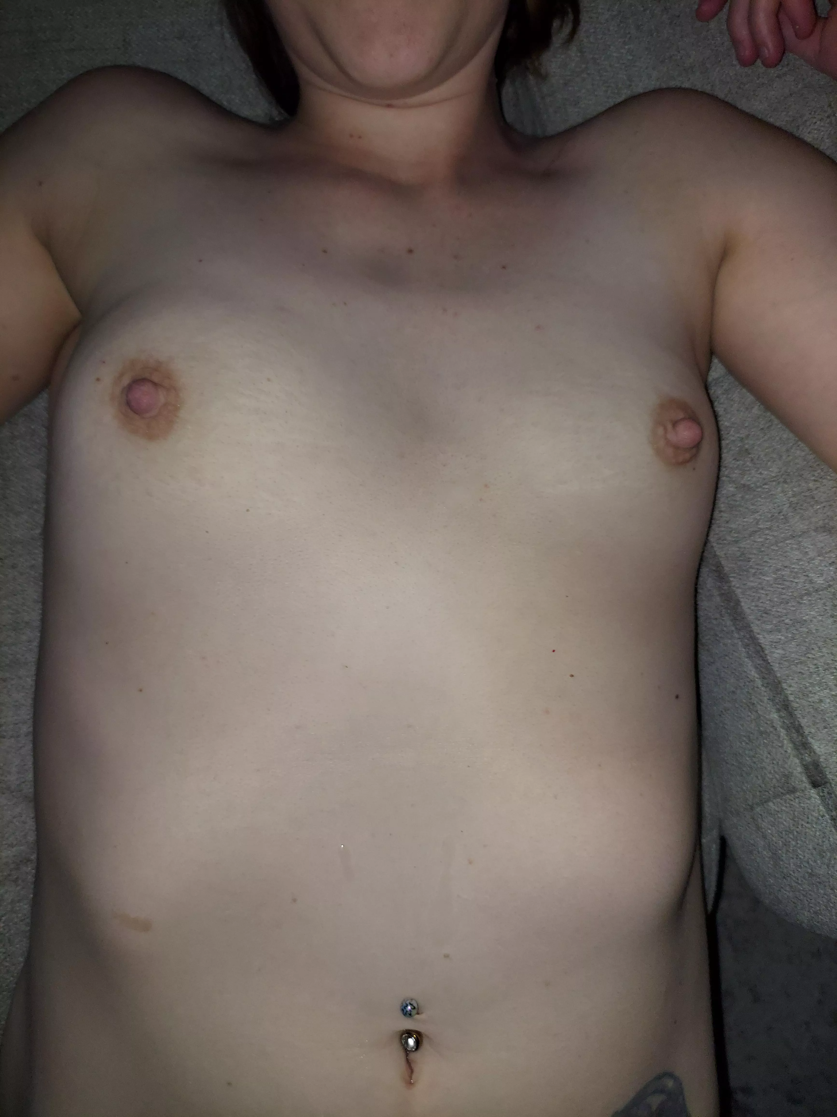 30F Hi I'm new here 🥰✌️