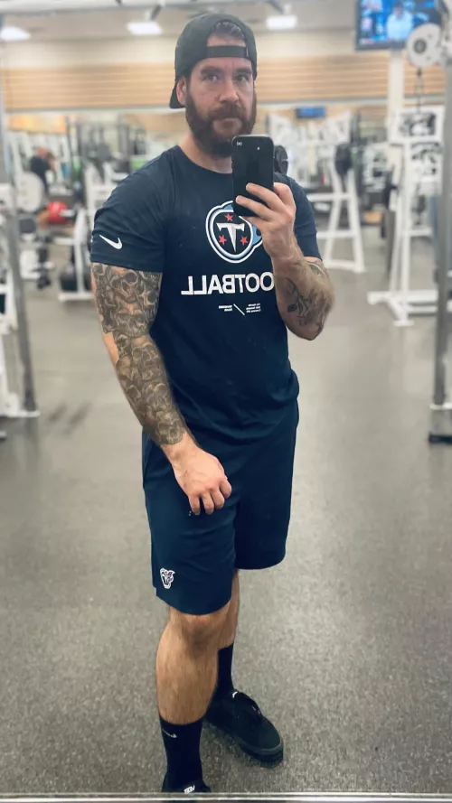 38 [M4F] #Phoenix AZ single healthy white tattooed daddy available for breeding 