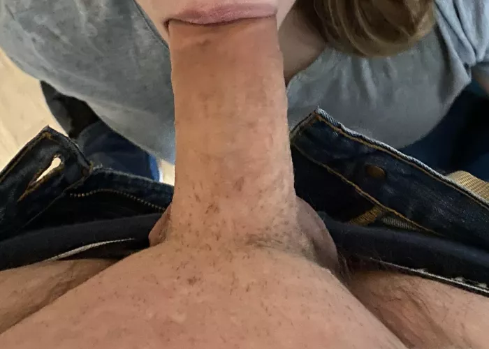 38m nw burbs. Whos next to open wide for me?