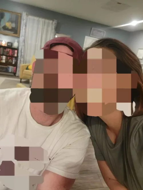 [40/40][MF] [VA] Couple seeking [MF4MF] couple or [MF4F] 21-45 years old. NO SINGLE MALES! 