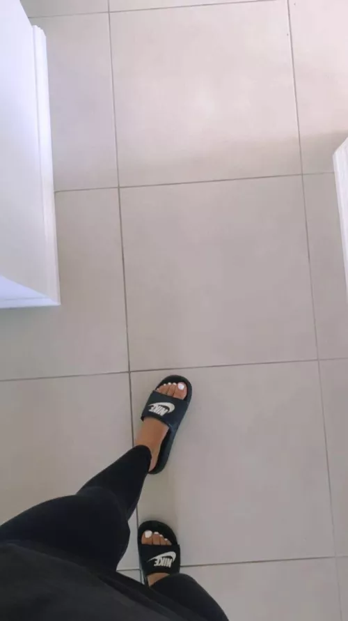 Ajoute moi sur snap je veut me faire des amis🫠 : cass_ii3