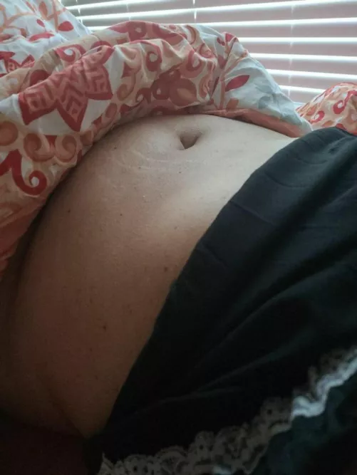 Any belly lovers want to chat about my wife's belly?