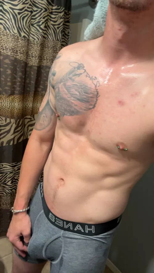 Any Woman or Anybody’s wife want to be my birthday present today 