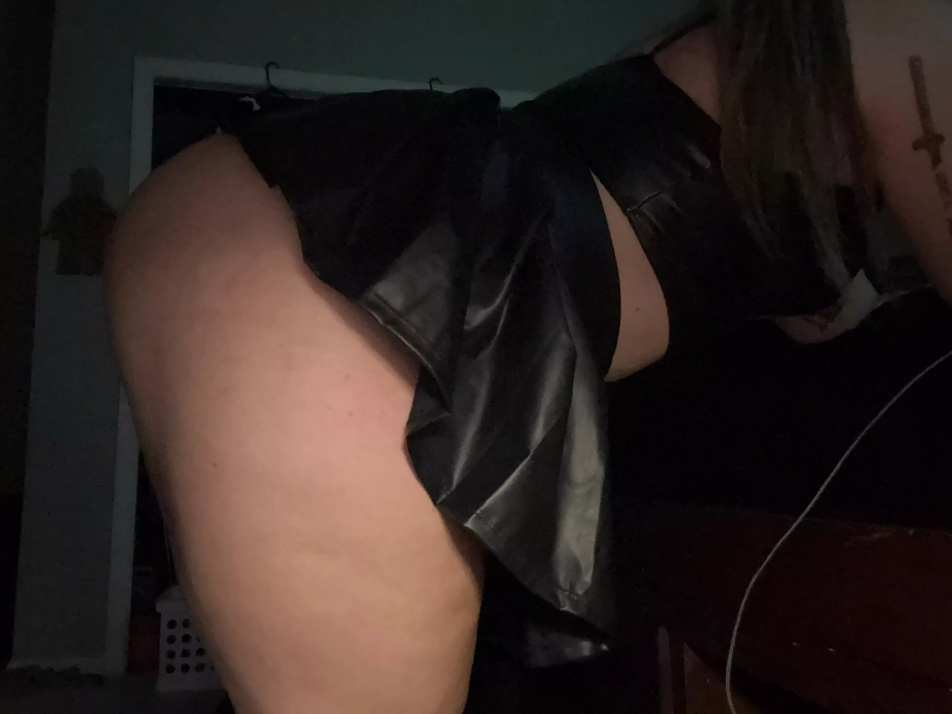 [B4D] 19 looking for a new daddy to take the best care of me😊