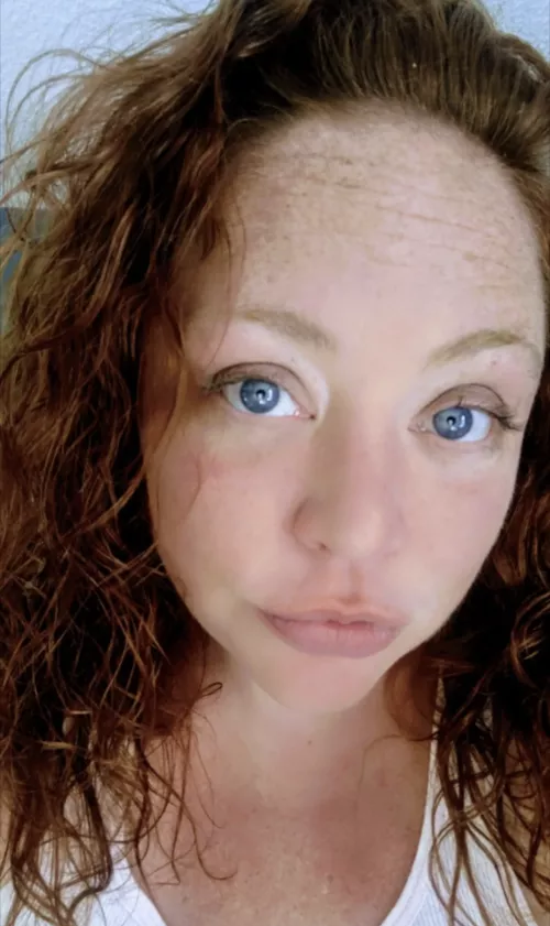 [B4D] What's better than waking up and getting it in?! Video calls, sext/pics, custom content and GFE. Hit me up Daddy 💕💦💤