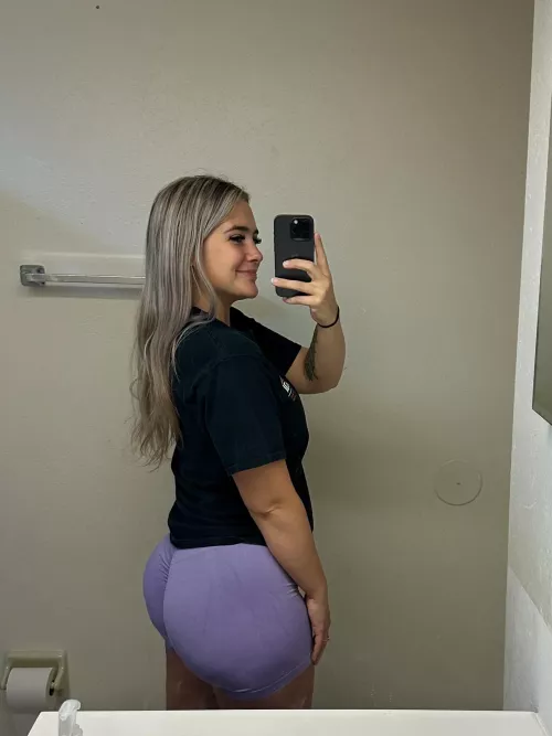 Big asses only 