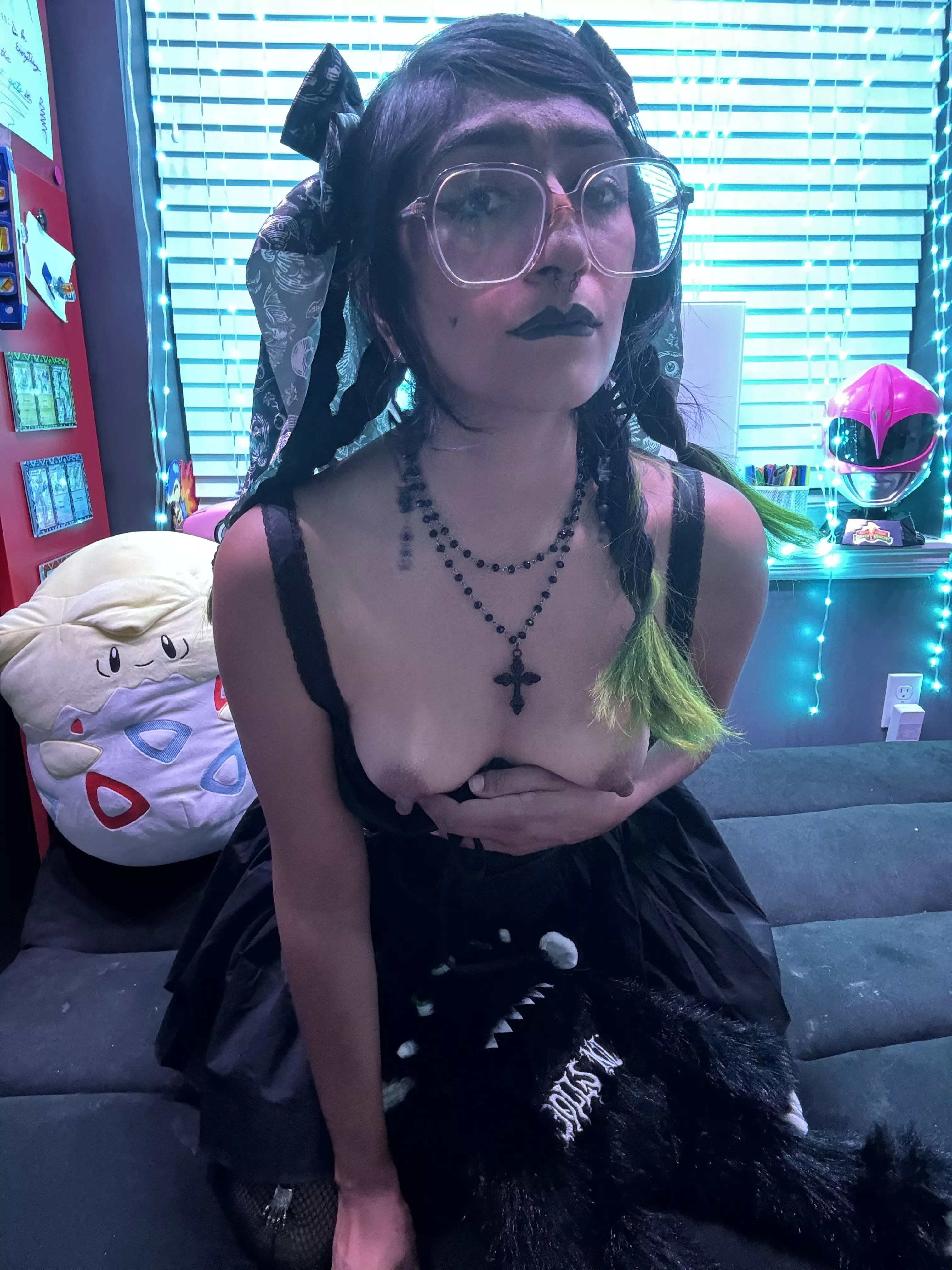 Can you see how badly I want it on my face? 