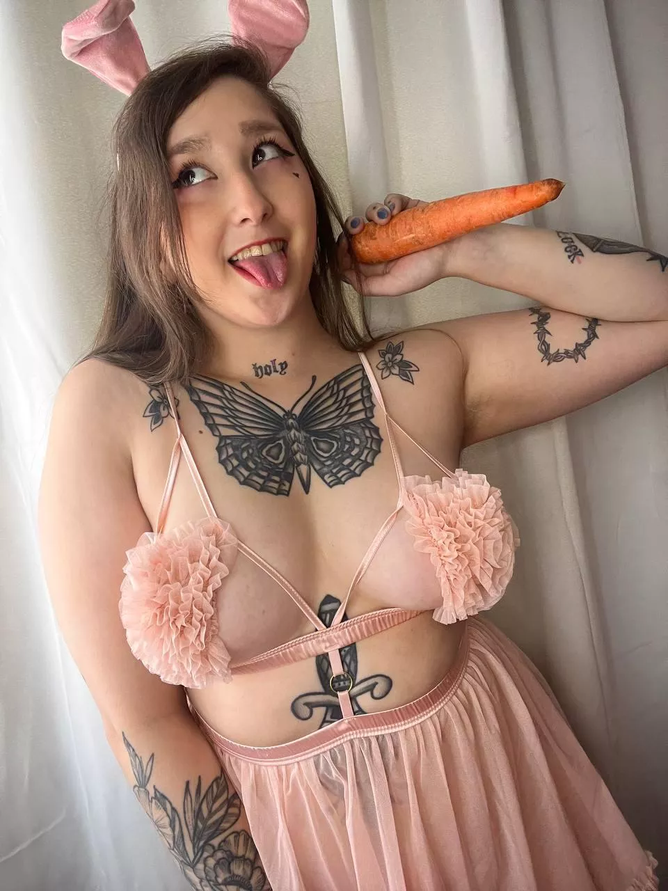 Could I eat your carrot :)	 