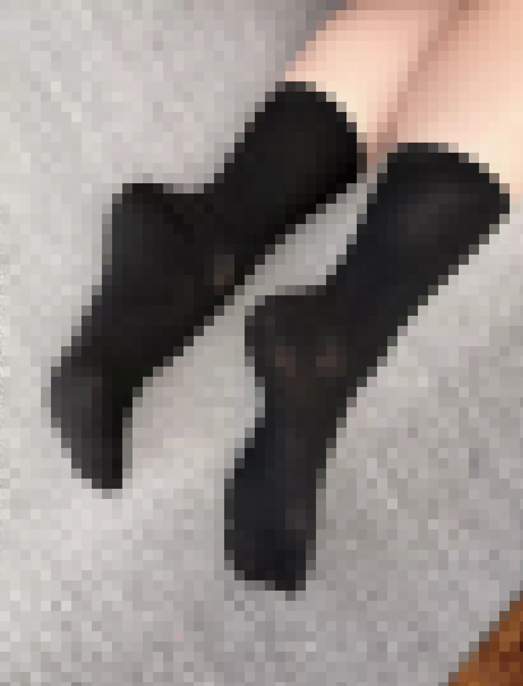 Day 13 of socktober - give some love to my black crew socks 🖤