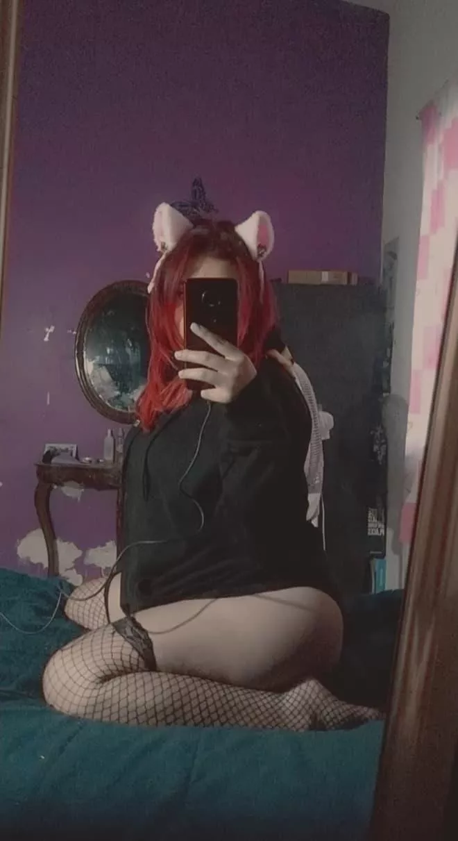 Get behind me so I can squeeze my legs together while you fuck me 