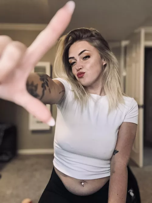 Gorgeous and powerful 😈 I get what I want when I want it. 😘