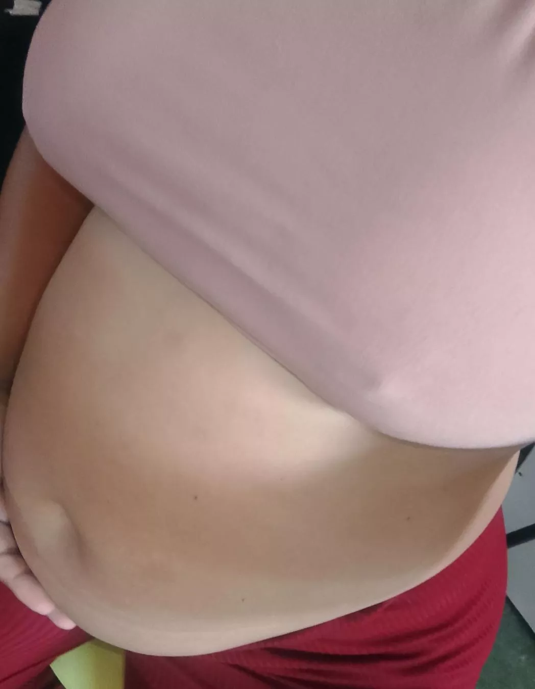 Hi daddy, I'm available 😈🥵🔥🥵