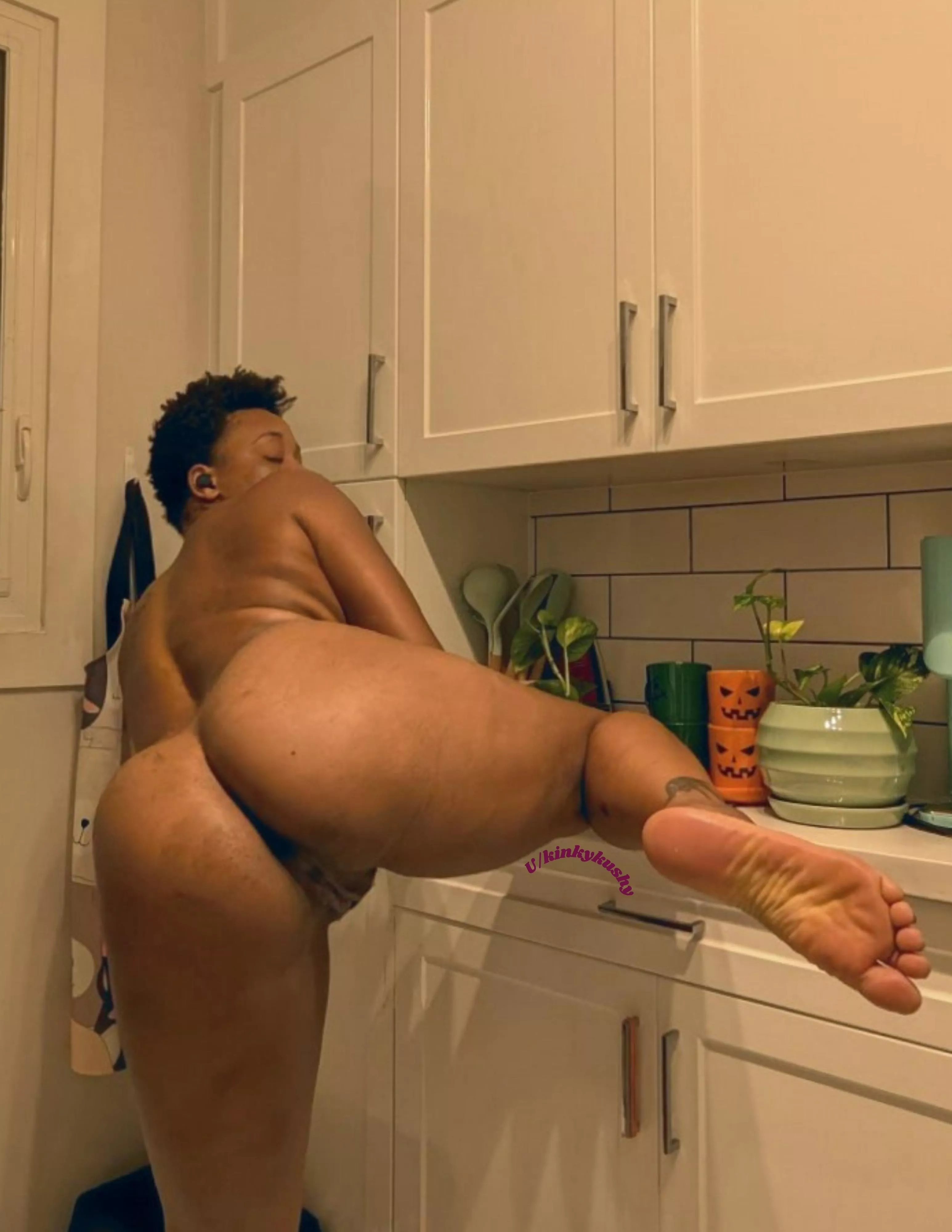 How much do you like ass? And backshots?