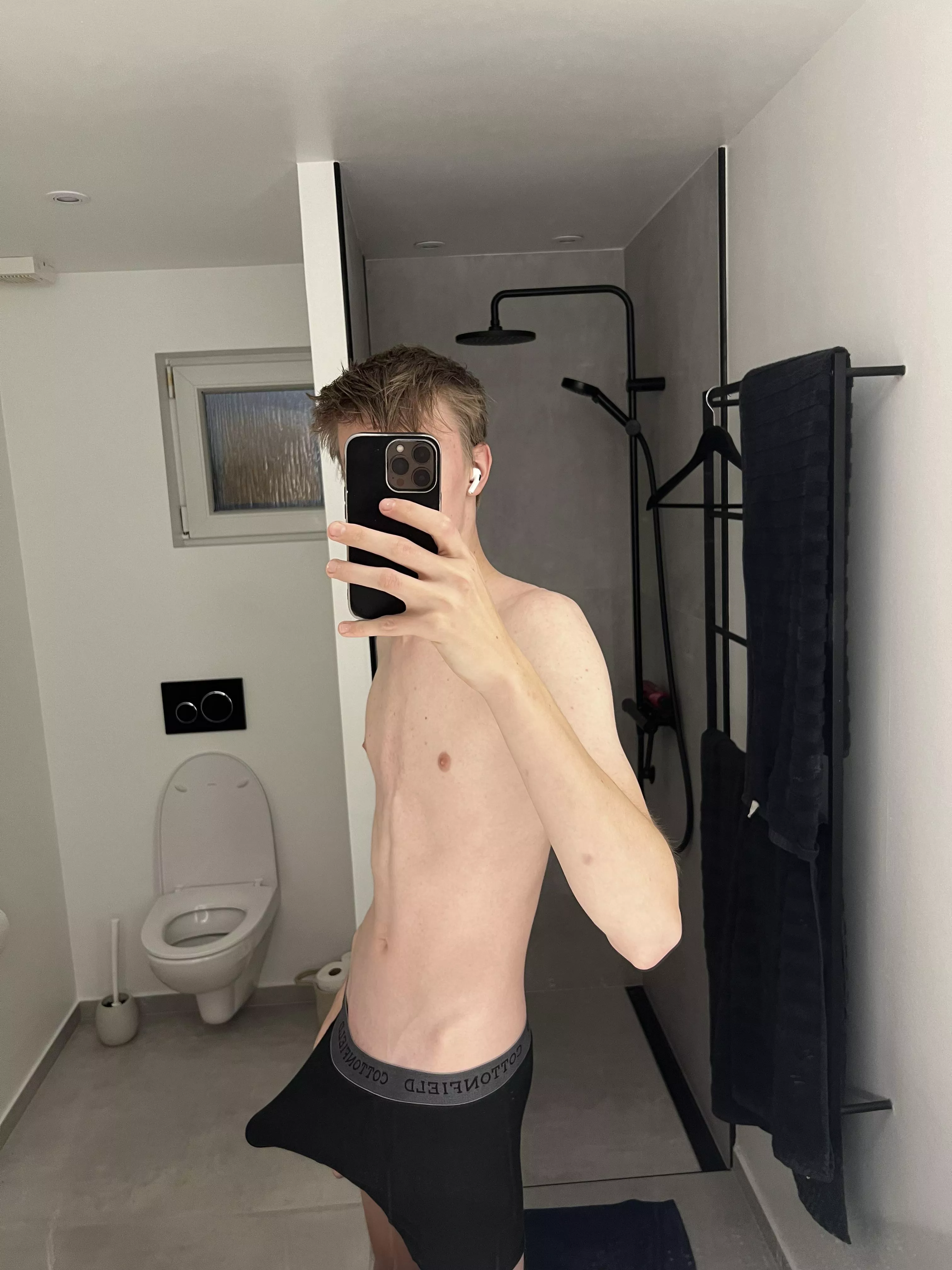 I can barely contain it🙈