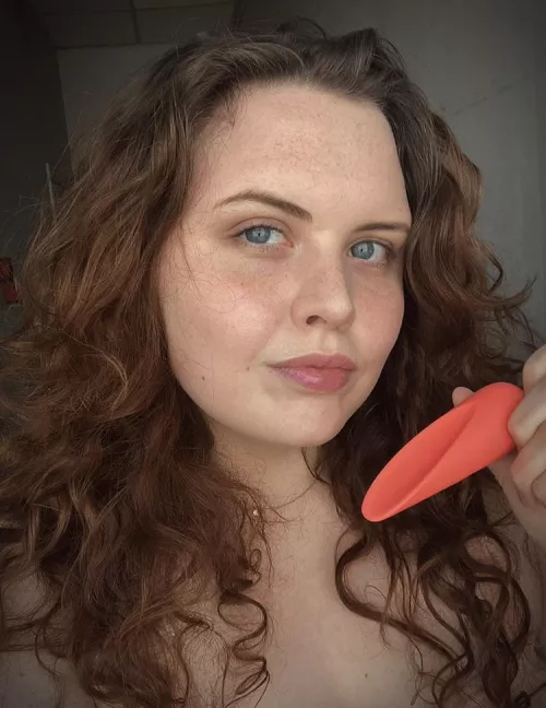 I just did my first sex toy review 😍 and it was 💦💦💦 