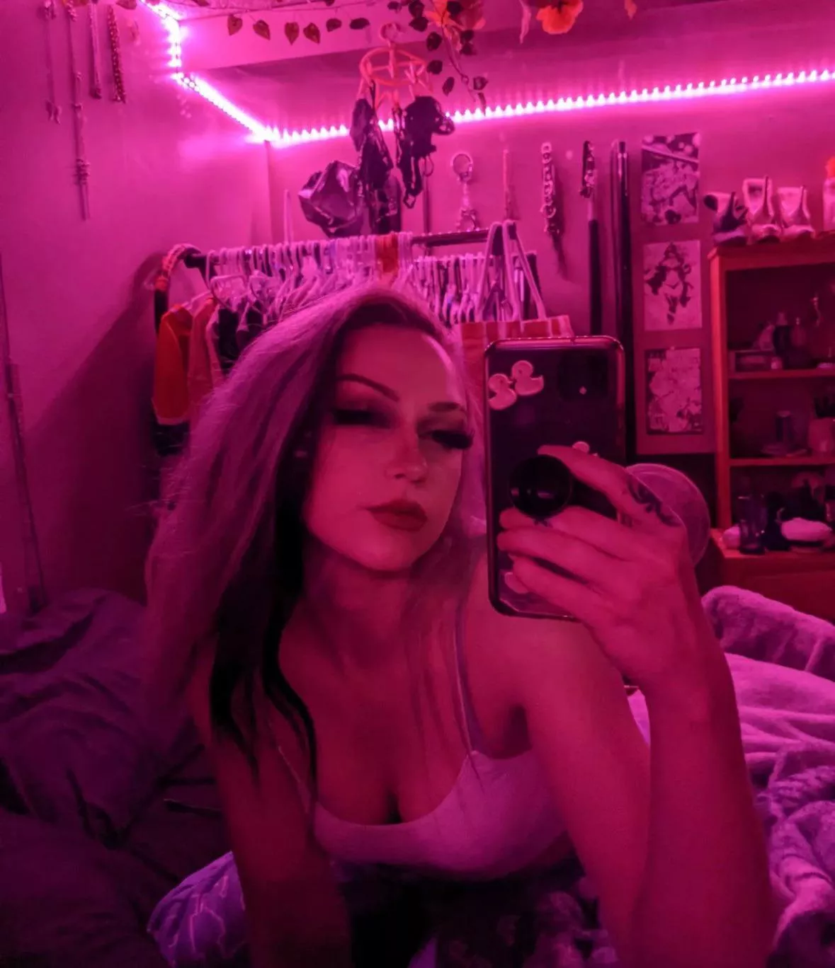 I like this old pic, even though it’s SFW 💕 [F]