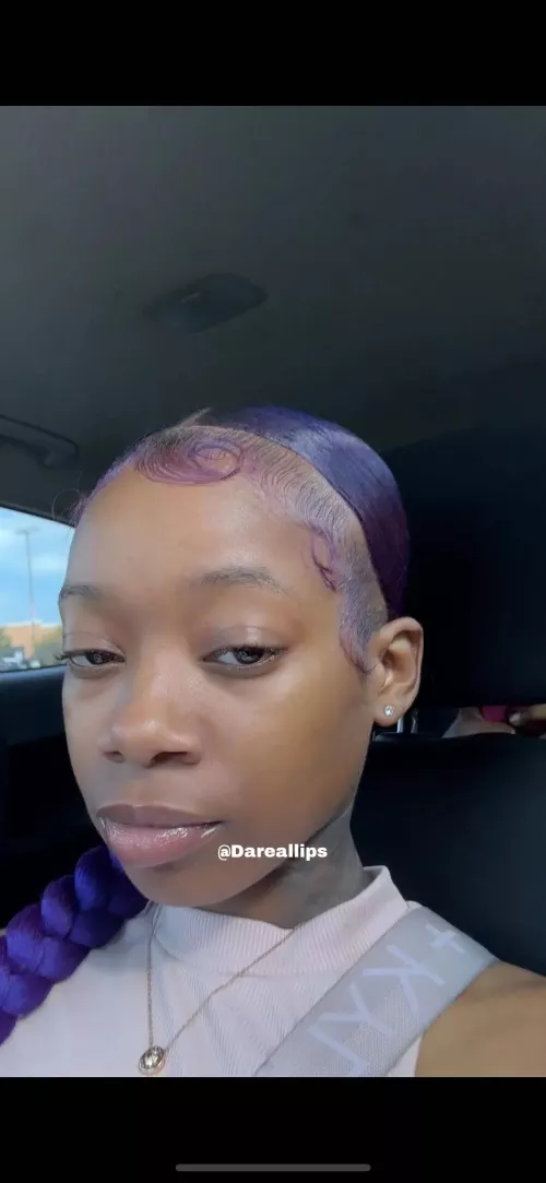 I look serious to y'all 😏?