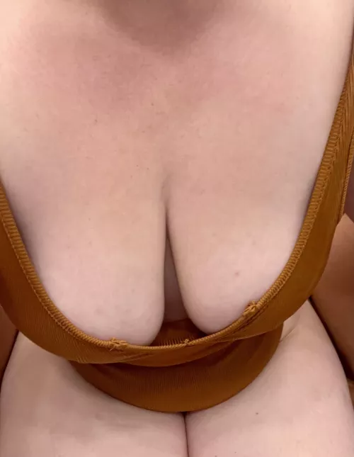 I need your best horror movie recs! If you can pay attention long enough ;)