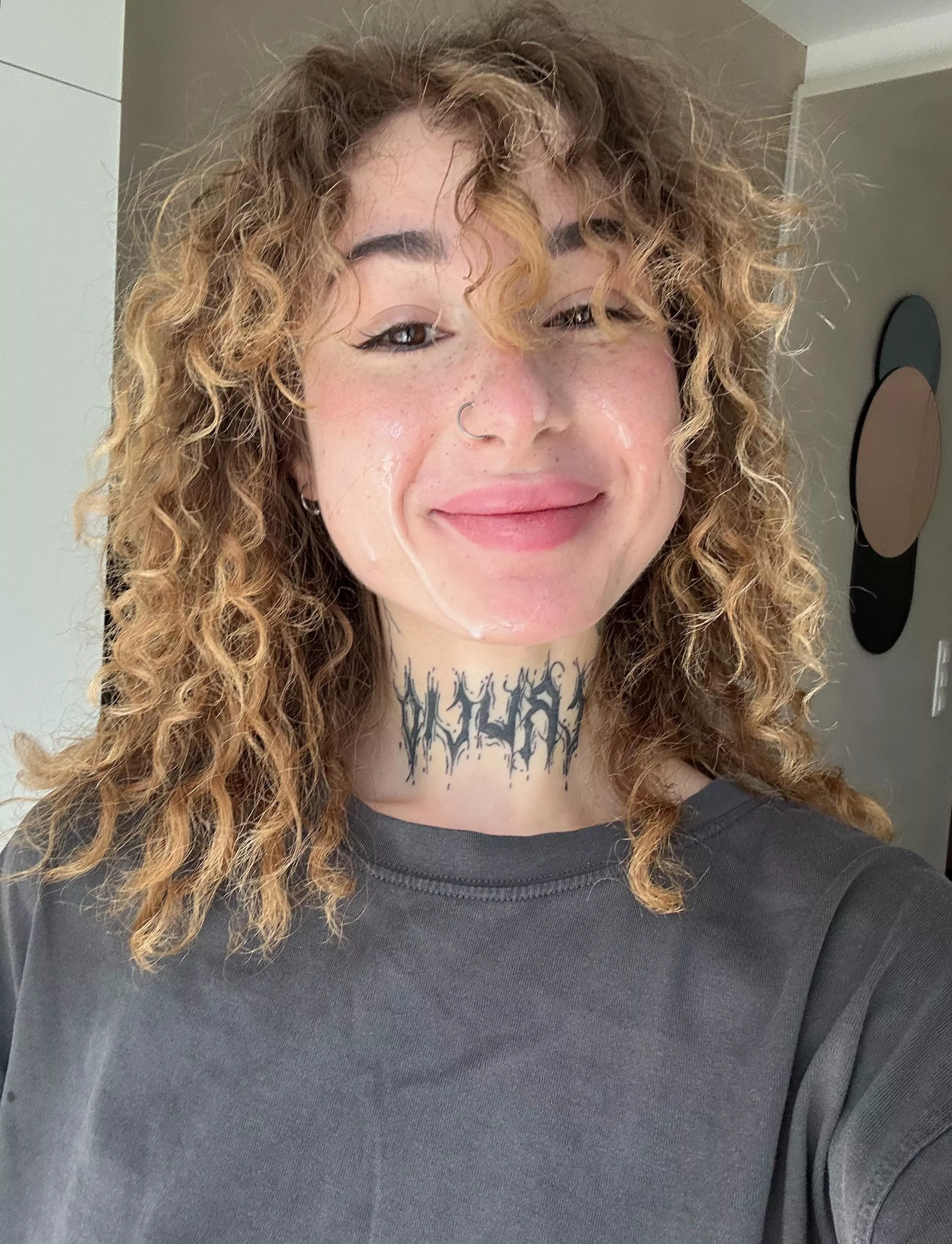 I sucked so good I got liquid semen all over me