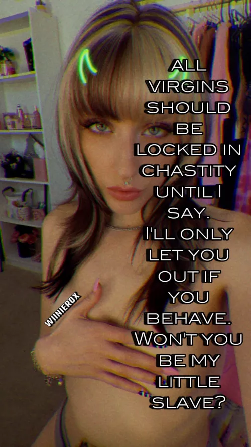 I’m here to remind you of your fucking place! 😈🖤 Now lock that thing AWAY!! 