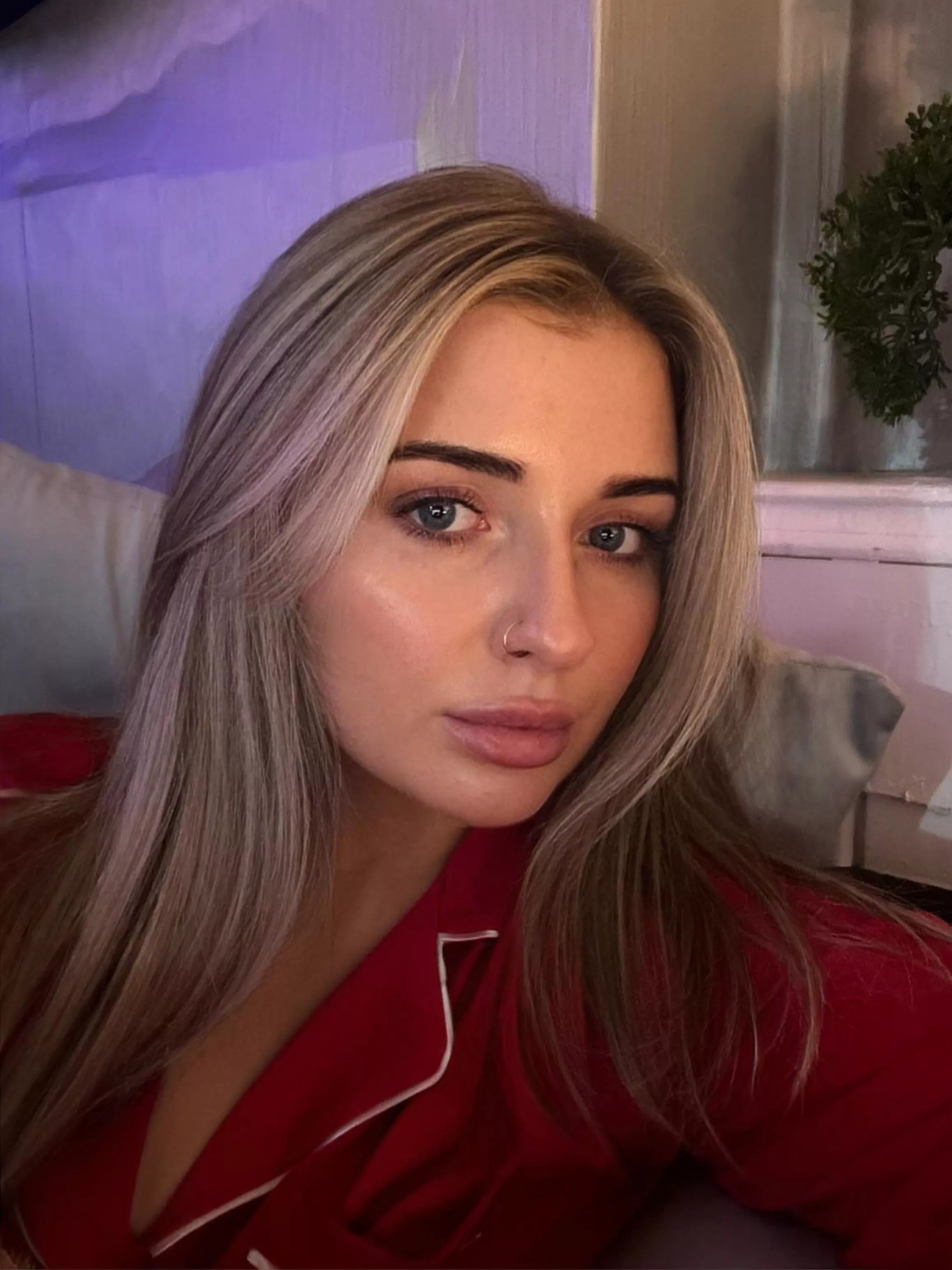 I’m not wearing any underwear🙈