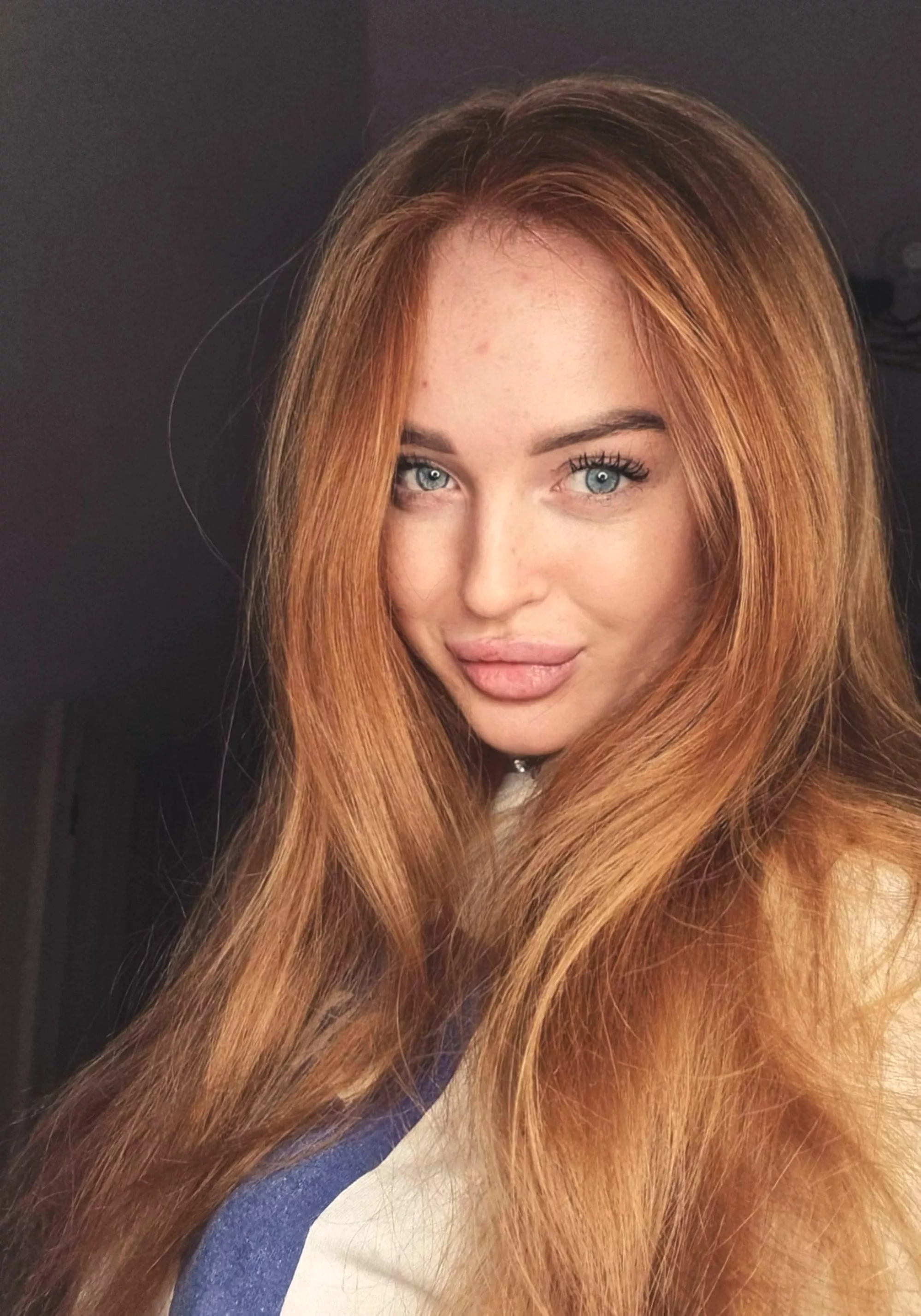 [IRTR] Brightening up the day with my red hair and Ukrainian charm