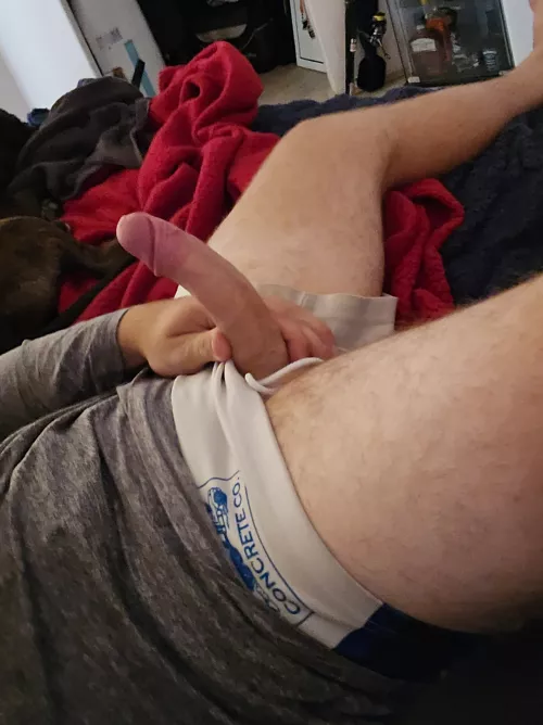 Just s(m)oked a joint to help ease into the mood on this beautiful Friday 