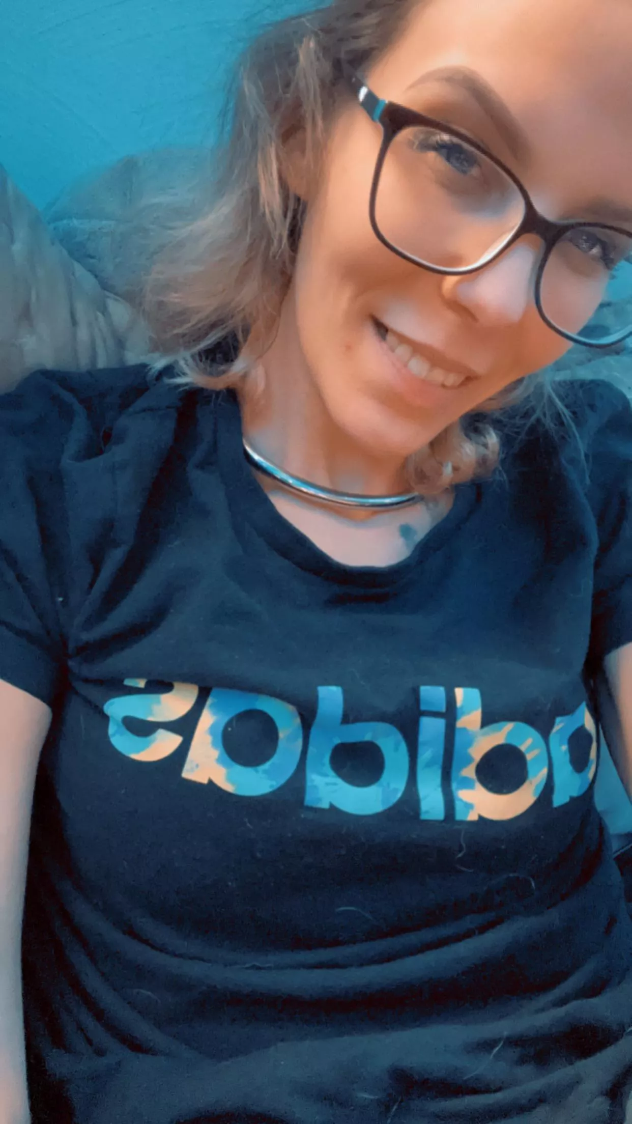 Let me praise you while draining your wallet, pet