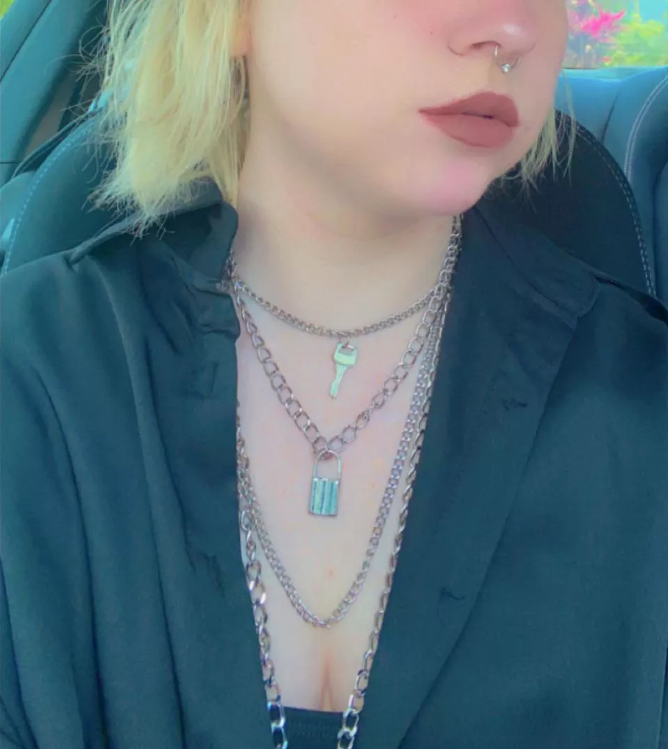 Let’s be real, honey. I’m too queer, too cute, and too broke for your excuses. Time to give back. 🤍💛💜🖤