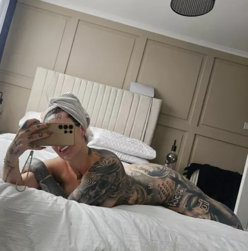 Let’s fuck for my page ;)