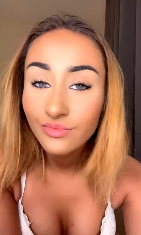 like and say hi in replies for a free pic!!