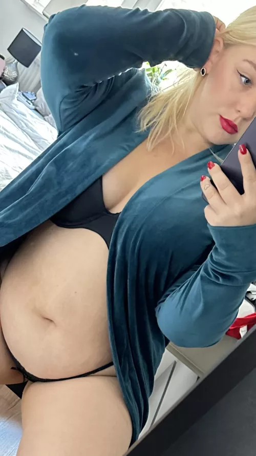 Looking for someone who loves a body like mine.