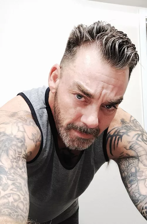 M4F or ? Use me to eat ass and lay pipe