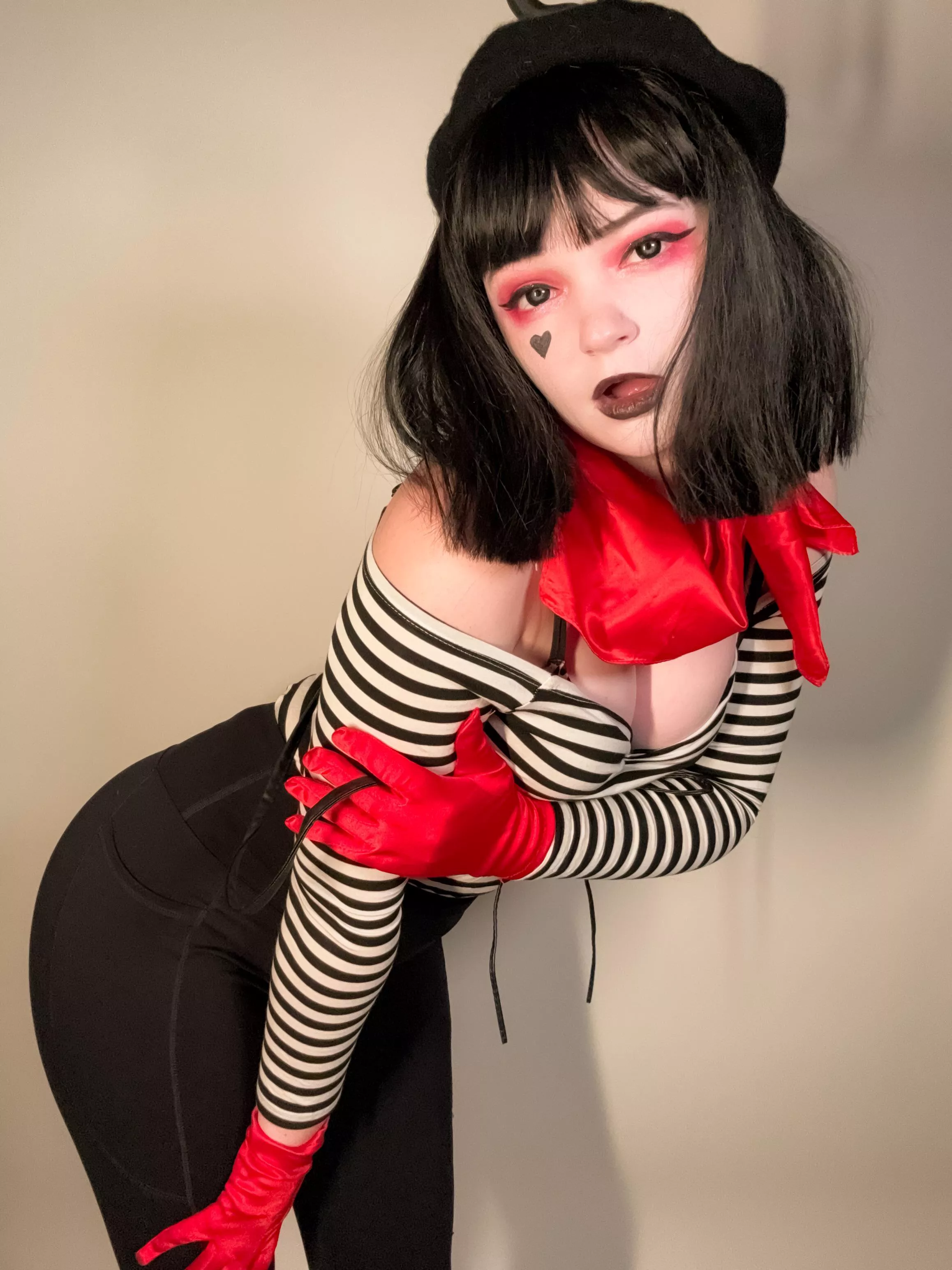 Mime and Dash (elle.chu)