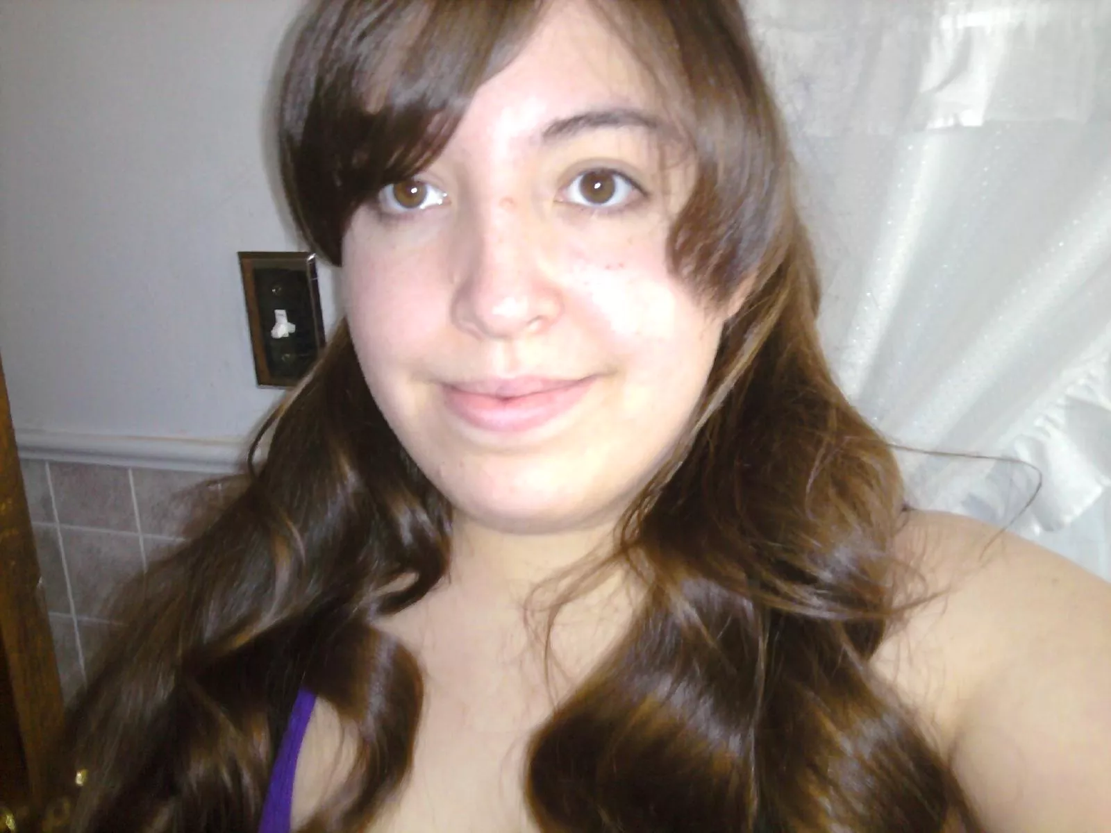 My wife from Dearborn Michigan absolutely loves younger guys message me 